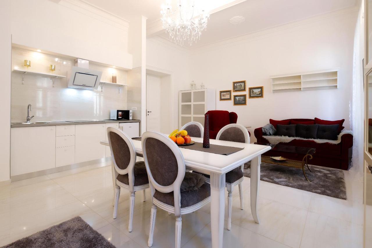 Chrystal Apps Integral Apartment Rijeka Exterior photo