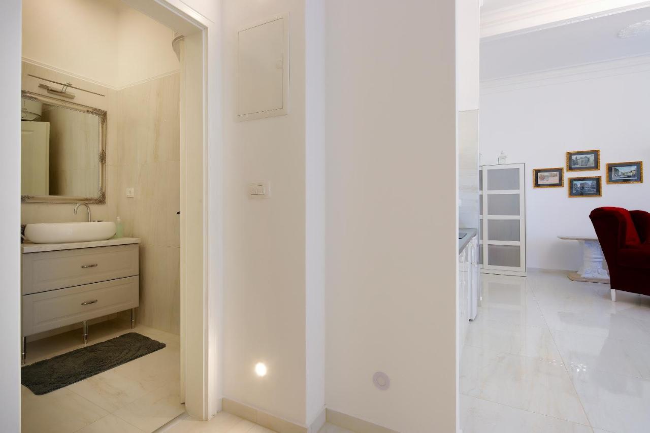 Chrystal Apps Integral Apartment Rijeka Exterior photo